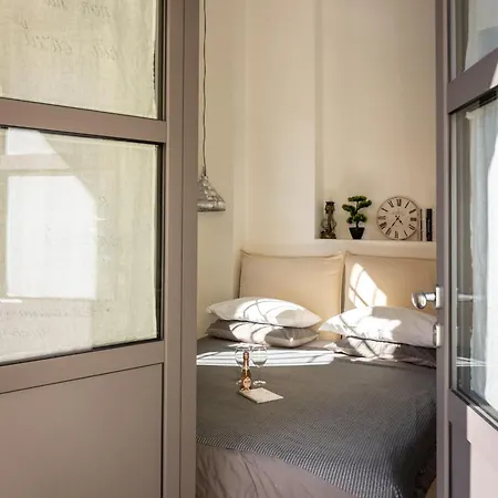 Cozy In The Heart Of Guest house Como